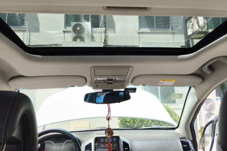 Used Chevrolet Captiva 2015 2.4L 4x4 Flagship Edition 7-Seater Headliner