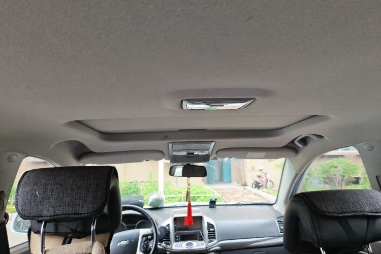 Used Chevrolet Captiva 2015 2.4L 4x4 Flagship Edition 7-Seater Headliner