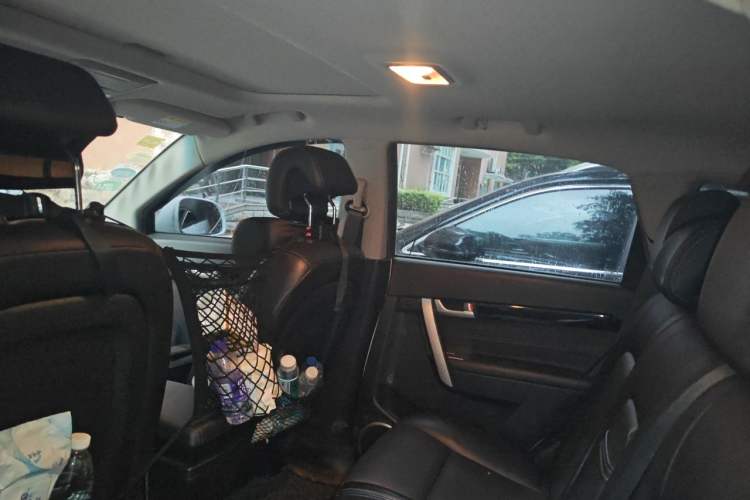 Used Chevrolet Captiva 2015 2.4L 4x4 Flagship Edition 7-Seater Headliner