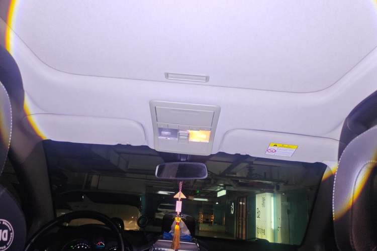 Used Chevrolet Captiva 2015 2.4L 4x4 Flagship Edition 7-Seater Headliner