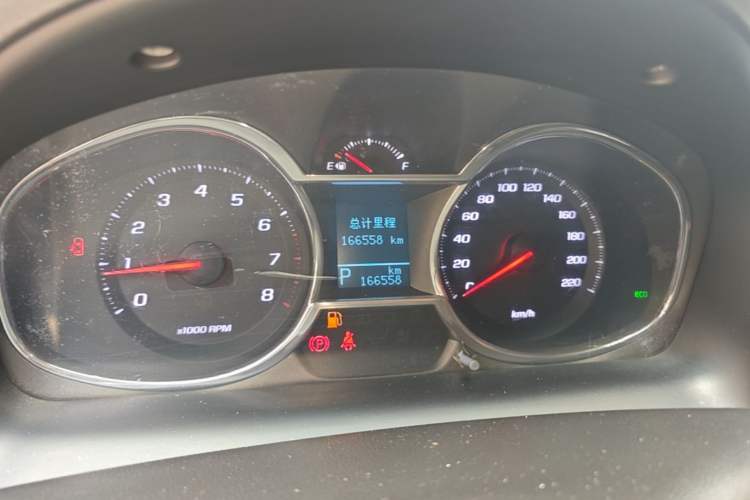 Used Chevrolet Captiva 2015 2.4L Two-Wheel Drive Urban Version 7 Seats Instrument Cluster