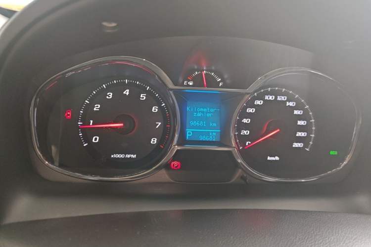 Used Chevrolet Captiva 2015 2.4L 4x4 Flagship Edition 7-Seater Instrument Cluster