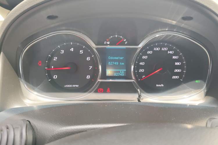 Used Chevrolet Captiva 2015 2.4L Two-Wheel Drive Urban Version 5 Seats Instrument Cluster