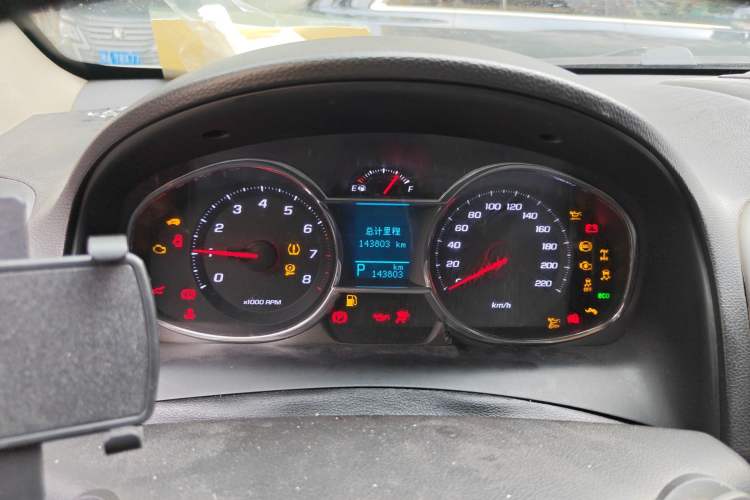 Used Chevrolet Captiva 2015 2.4L 4x4 Flagship Edition 7-Seater Instrument Cluster