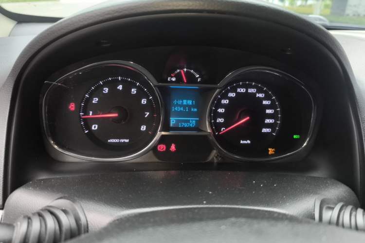 Used Chevrolet Captiva 2015 2.4L Two-Wheel Drive Urban Version 5 Seats Instrument Cluster