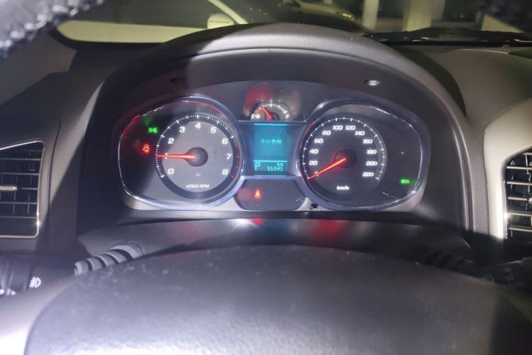 Used Chevrolet Captiva 2015 2.4L 4x4 Flagship Edition 7-Seater Instrument Cluster