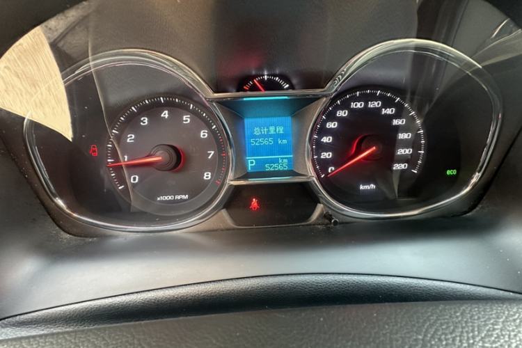 Used Chevrolet Captiva 2015 2.4L 4x4 Flagship Edition 7-Seater Instrument Cluster