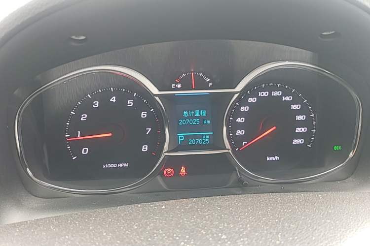 Used Chevrolet Captiva 2015 2.4L 4x4 Flagship Edition 7-Seater Instrument Cluster