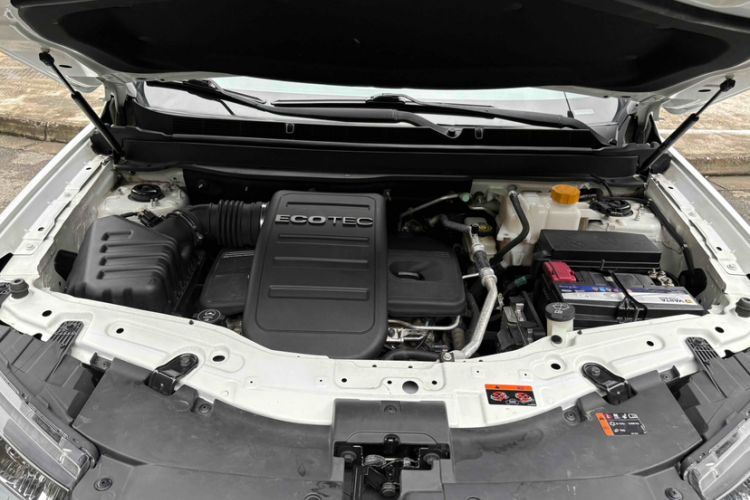 Used Chevrolet Captiva 2015 2.4L 4x4 Flagship Edition 7-Seater Interior 6