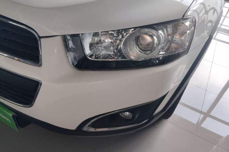 Used Chevrolet Captiva 2015 2.4L Two-Wheel Drive Urban Version 7 Seats Left Front Headlight