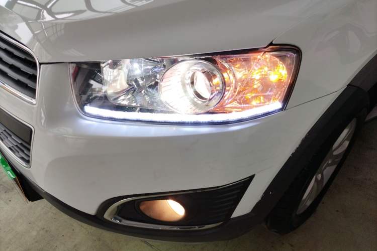 Used Chevrolet Captiva 2015 2.4L Two-Wheel Drive Urban Version 5 Seats Left Front Headlight