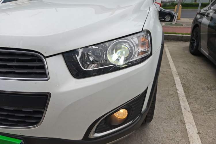 Used Chevrolet Captiva 2015 2.4L 4x4 Flagship Edition 7-Seater Left Front Headlight