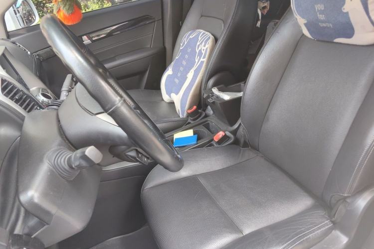 Used Chevrolet Captiva 2015 2.4L 4x4 Flagship Edition 7-Seater Left Front Seat
