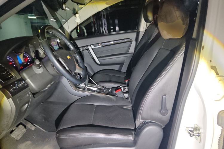 Used Chevrolet Captiva 2015 2.4L 4x4 Flagship Edition 7-Seater Left Front Seat