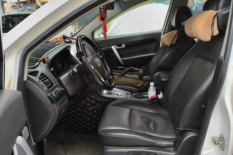 Used Chevrolet Captiva 2015 2.4L 4x4 Flagship Edition 7-Seater Left Front Seat