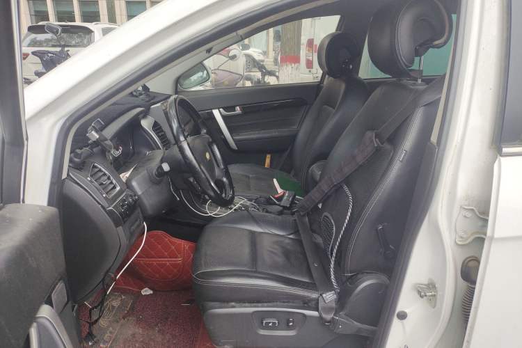 Used Chevrolet Captiva 2015 2.4L 4x4 Flagship Edition 7-Seater Left Front Seat