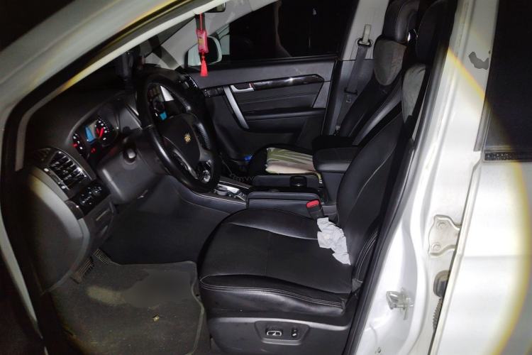 Used Chevrolet Captiva 2015 2.4L 4x4 Flagship Edition 7-Seater Left Front Seat
