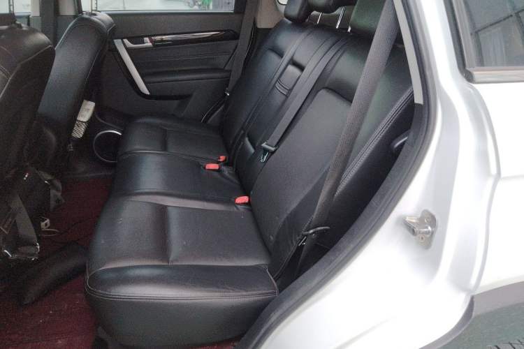 Used Chevrolet Captiva 2015 2.4L 4x4 Flagship Edition 7-Seater Left Rear Seat