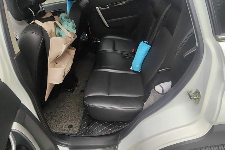 Used Chevrolet Captiva 2015 2.4L 4x4 Flagship Edition 7-Seater Left Rear Seat