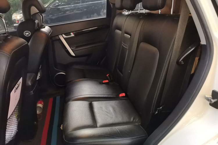 Used Chevrolet Captiva 2015 2.4L 4x4 Flagship Edition 7-Seater Left Rear Seat