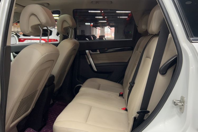 Used Chevrolet Captiva 2015 2.4L 4x4 Flagship Edition 7-Seater Left Rear Seat