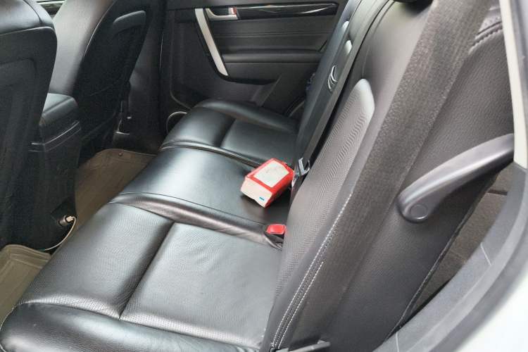 Used Chevrolet Captiva 2015 2.4L 4x4 Flagship Edition 7-Seater Left Rear Seat