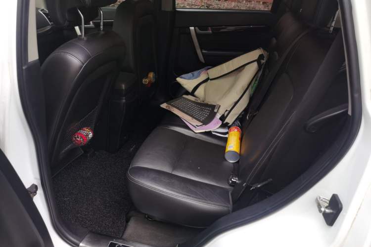 Used Chevrolet Captiva 2015 2.4L 4x4 Flagship Edition 7-Seater Left Rear Seat