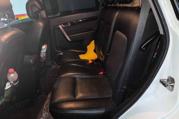 Used Chevrolet Captiva 2015 2.4L 4x4 Flagship Edition 7-Seater Left Rear Seat