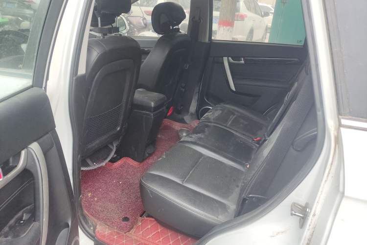 Used Chevrolet Captiva 2015 2.4L 4x4 Flagship Edition 7-Seater Left Rear Seat
