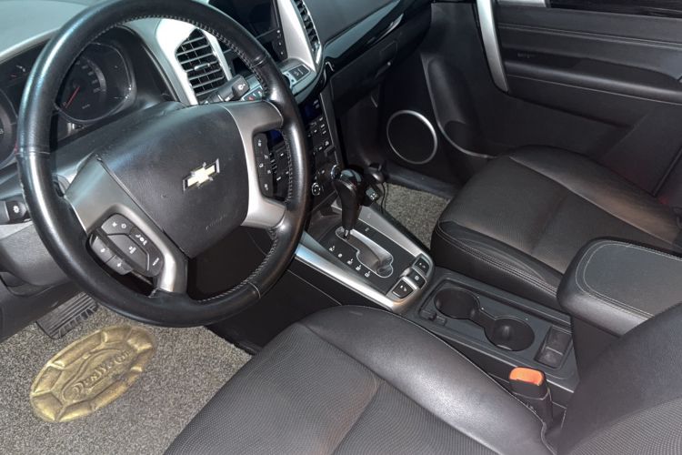 Used Chevrolet Captiva 2015 2.4L 4x4 Flagship Edition 7-Seater Left Rear Seat