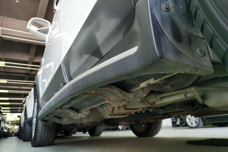 Used Chevrolet Captiva 2015 2.4L 4x4 Flagship Edition 7-Seater Left Side Sill