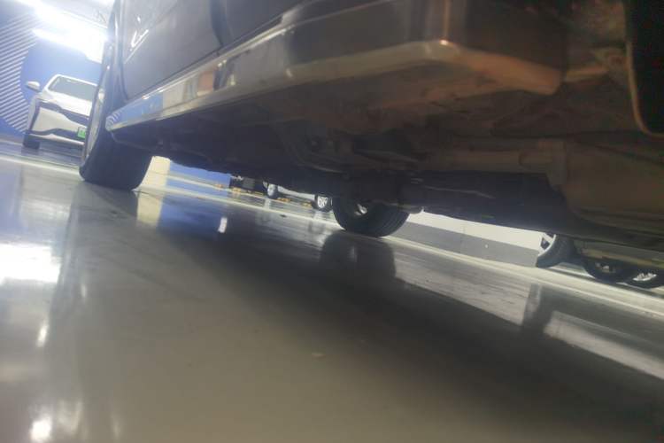 Used Chevrolet Captiva 2015 2.4L Two-Wheel Drive Urban Version 5 Seats Left Side Sill
