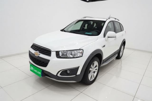 Used Chevrolet Captiva 2015 2.4L 4x4 Flagship Edition 7-Seater