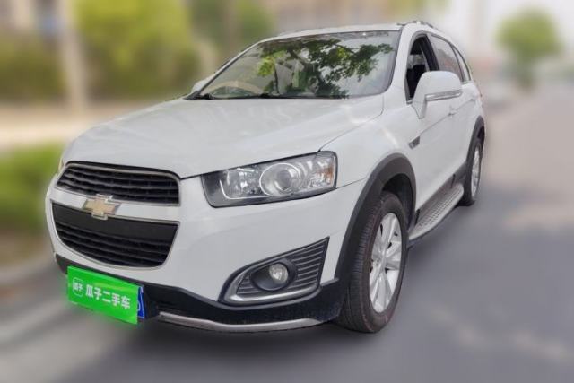 Used Chevrolet Captiva 2015 2.4L 4x4 Flagship Edition 7-Seater