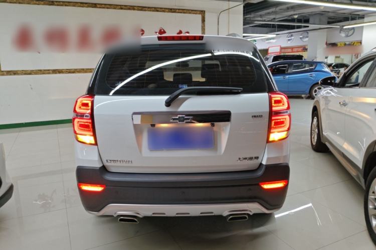 Used Chevrolet Captiva 2015 2.4L 4x4 Flagship Edition 7-Seater Rear