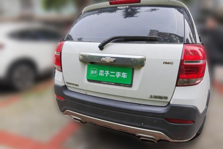 Used Chevrolet Captiva 2015 2.4L 4x4 Flagship Edition 7-Seater Rear