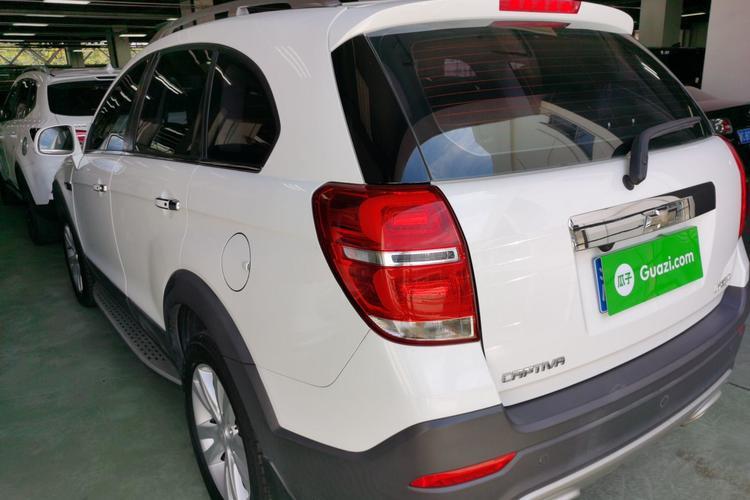 Used Chevrolet Captiva 2015 2.4L 4x4 Flagship Edition 7-Seater Rear Left 45 Deg