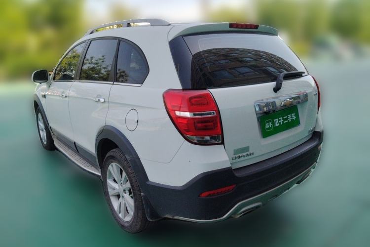 Used Chevrolet Captiva 2015 2.4L 4x4 Flagship Edition 7-Seater Rear Left 45 Deg