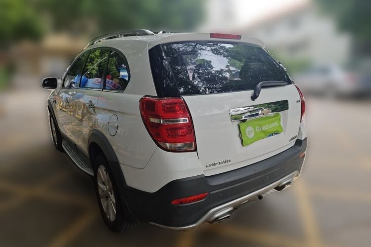 Used Chevrolet Captiva 2015 2.4L 4x4 Flagship Edition 7-Seater Rear Left 45 Deg