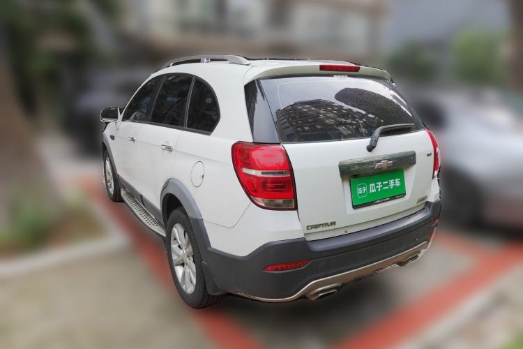 Used Chevrolet Captiva 2015 2.4L 4x4 Flagship Edition 7-Seater Rear Left 45 Deg