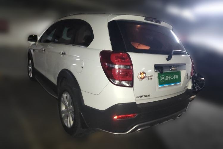 Used Chevrolet Captiva 2015 2.4L 4x4 Flagship Edition 7-Seater Rear Left 45 Deg