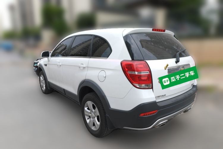 Used Chevrolet Captiva 2015 2.4L Two-Wheel Drive Urban Version 5 Seats Rear Left 45 Deg