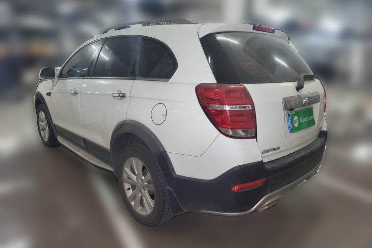 Used Chevrolet Captiva 2015 2.4L 4x4 Flagship Edition 7-Seater Rear Left 45 Deg
