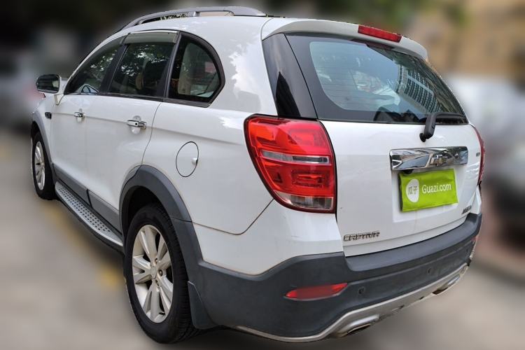 Used Chevrolet Captiva 2015 2.4L 4x4 Flagship Edition 7-Seater Rear Left 45 Deg