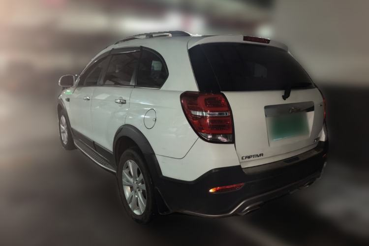 Used Chevrolet Captiva 2015 2.4L 4x4 Flagship Edition 7-Seater Rear Left 45 Deg