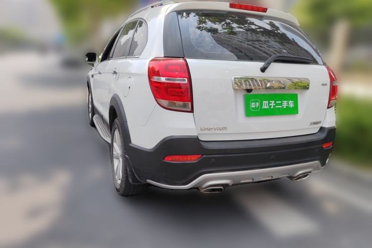 Used Chevrolet Captiva 2015 2.4L 4x4 Flagship Edition 7-Seater Rear Left 45 Deg
