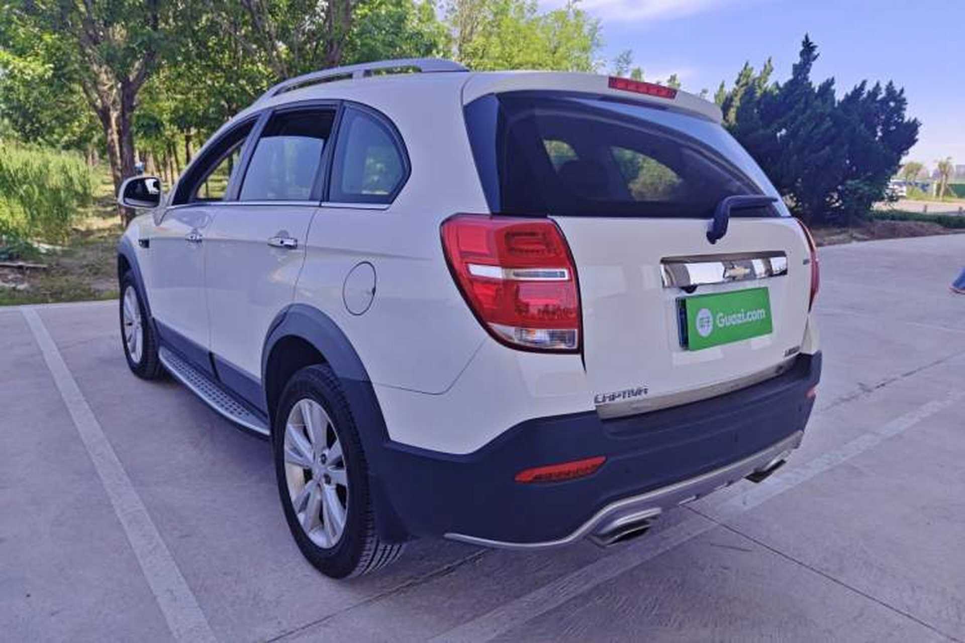 Used Chevrolet Captiva 2015 2.4L 4x4 Flagship Edition 7-Seater Rear Left 45 Deg