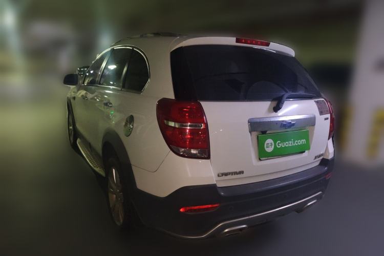 Used Chevrolet Captiva 2015 2.4L 4x4 Flagship Edition 7-Seater Rear Left 45 Deg