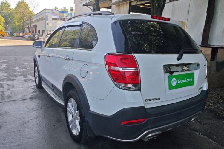 Used Chevrolet Captiva 2015 2.4L 4x4 Flagship Edition 7-Seater Rear Left 45 Deg