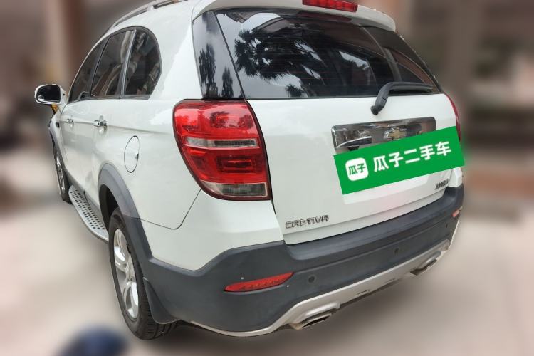 Used Chevrolet Captiva 2015 2.4L Two-Wheel Drive Urban Version 7 Seats Rear Left 45 Deg